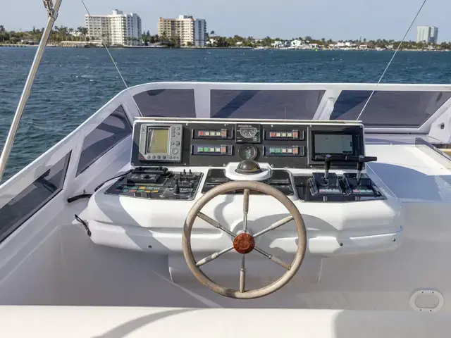 Azimut 100'