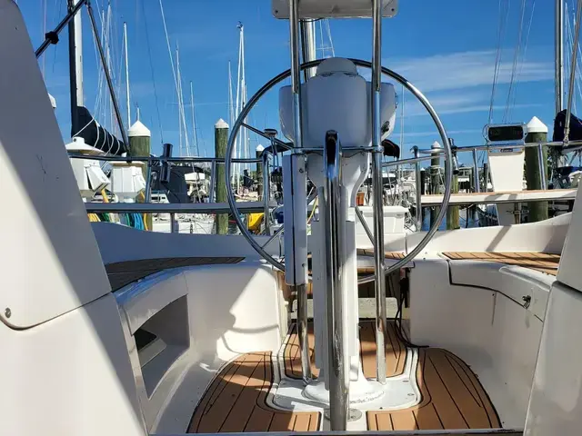 Hunter 38