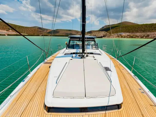 Beneteau Oceanis Yacht 62