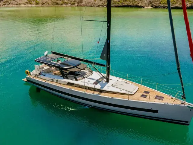 Beneteau Oceanis Yacht 62