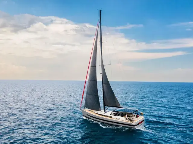 Beneteau Oceanis Yacht 62