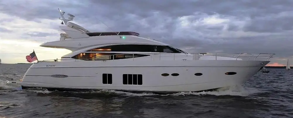 2011 Princess 72