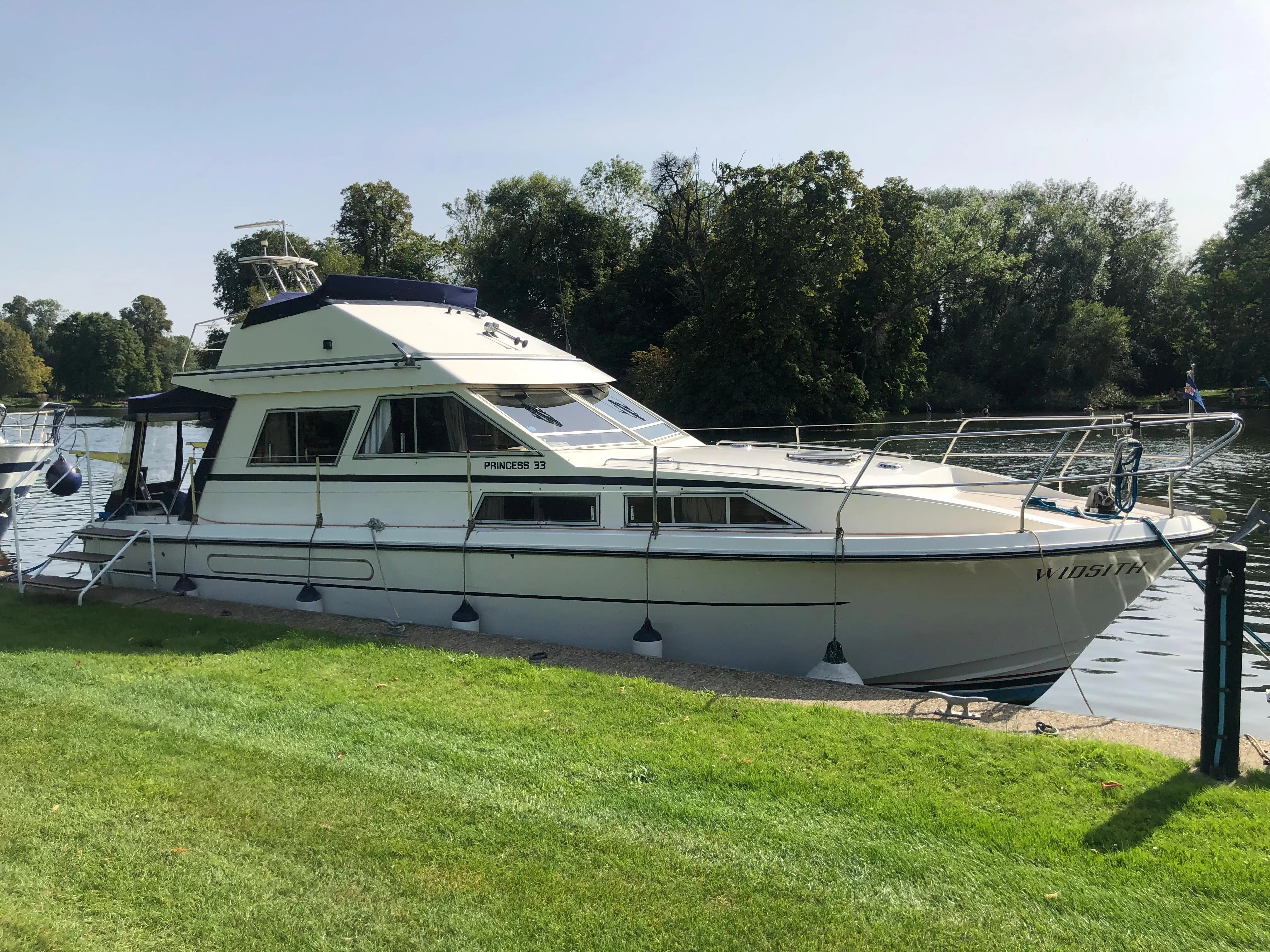 1987 Princess 33 mk2 flybridge