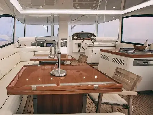 Benetti 90