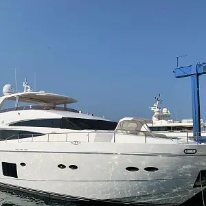 2012 Princess 98 MY