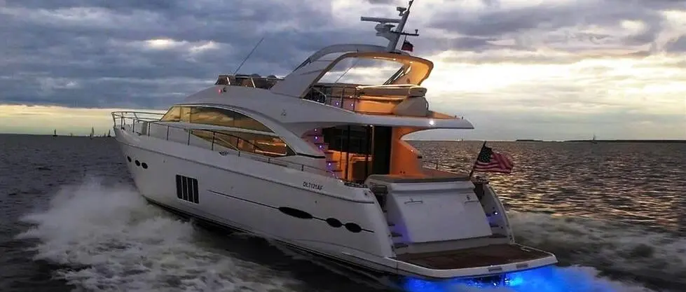 2011 Princess 72