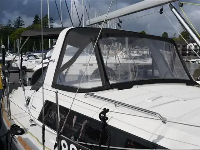 Beneteau Oceanis 35.1