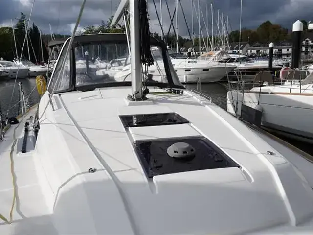 Beneteau Oceanis 35.1