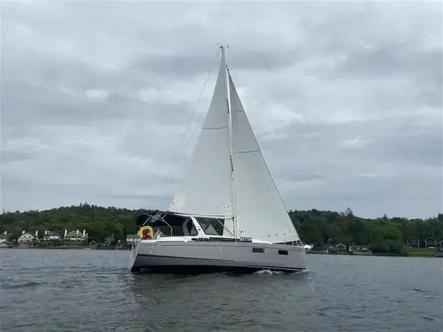 Beneteau Oceanis 35.1