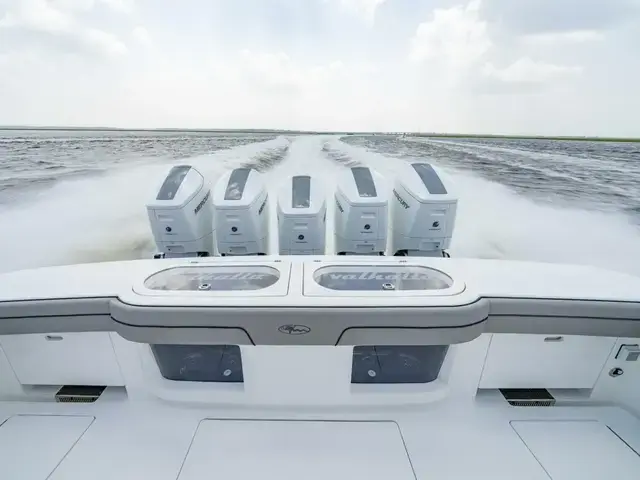 Valhalla Boatworks V-55 Center Console