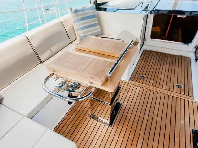 Beneteau Oceanis Yacht 62