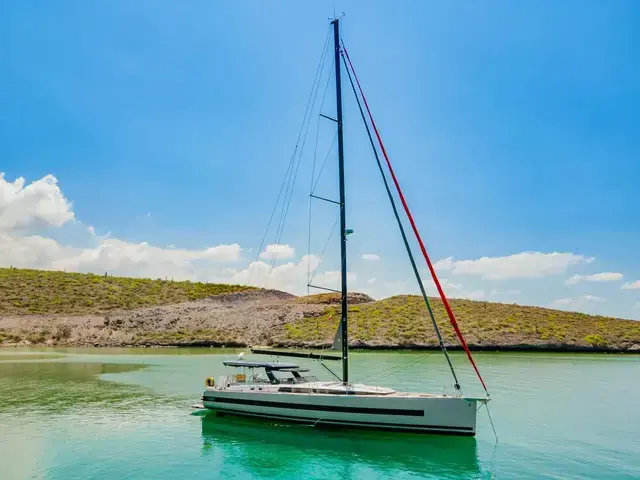 Beneteau Oceanis Yacht 62