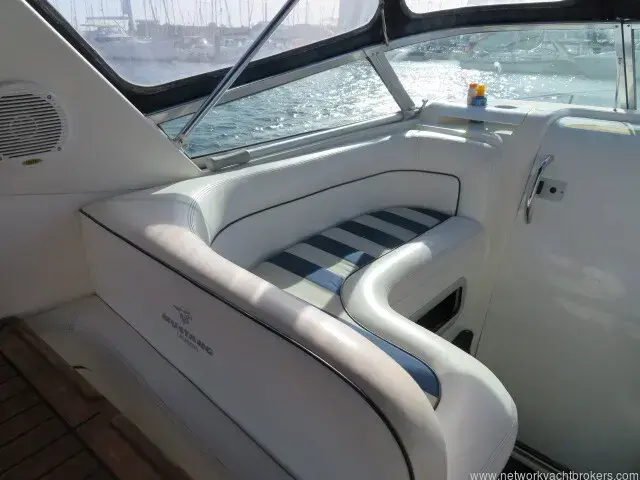 Custom Boats Mustang 2800 Sports Cruiser