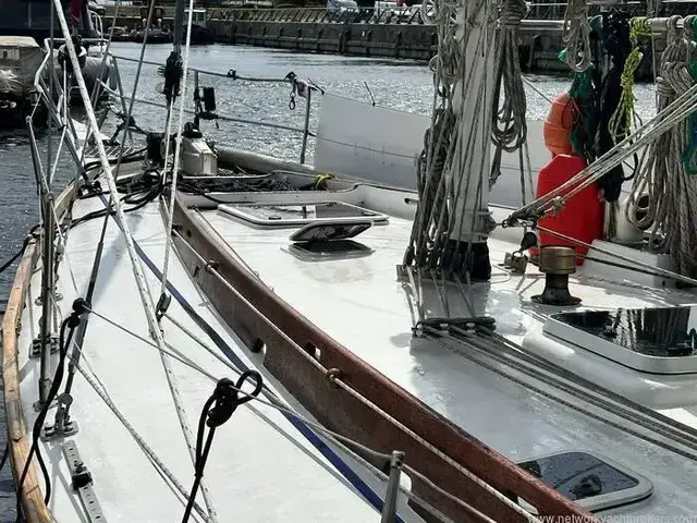 Classic Yacht Classic 50FT steel cutter