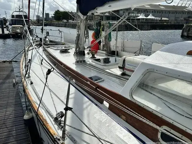 Classic Yacht Classic 50FT steel cutter