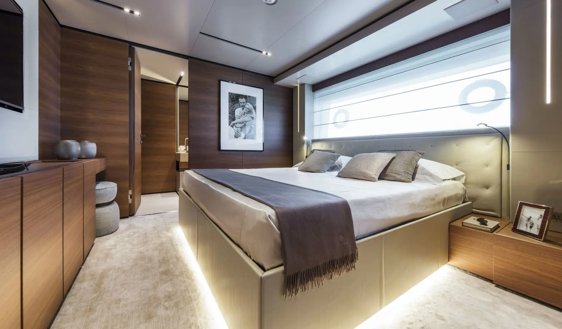 2013 Custom navetta 33 crescendo