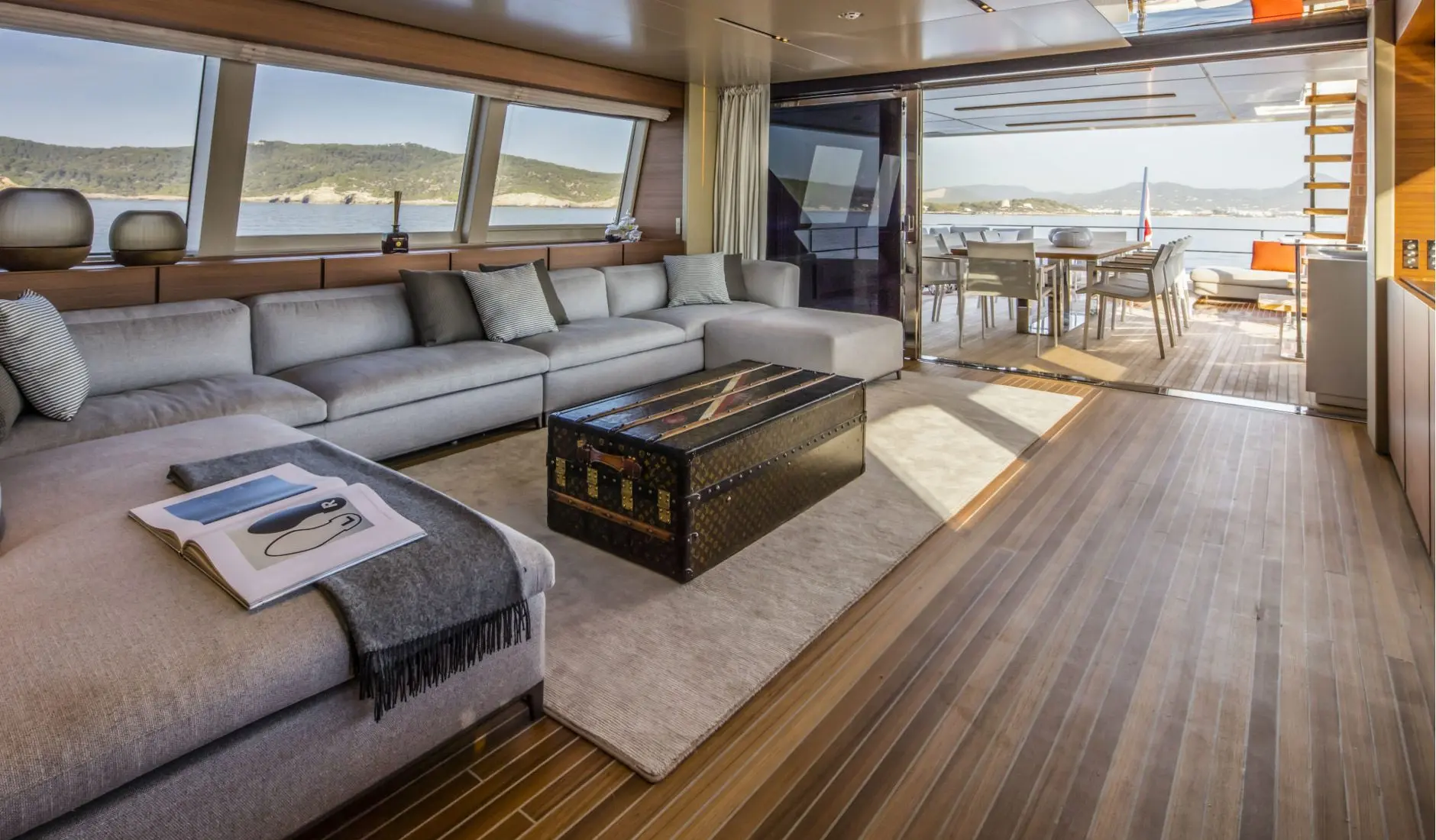 2013 Custom navetta 33 crescendo