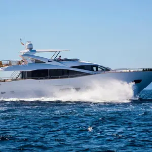 2014 Sunseeker 28M Yacht