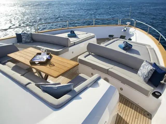 Sunseeker 28M Yacht