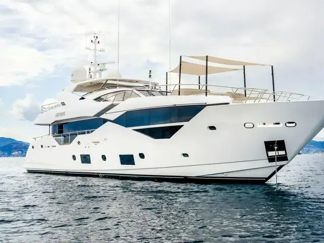 Sunseeker Yacht 116