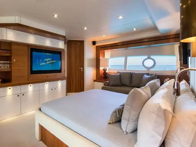 Sunseeker 28M Yacht