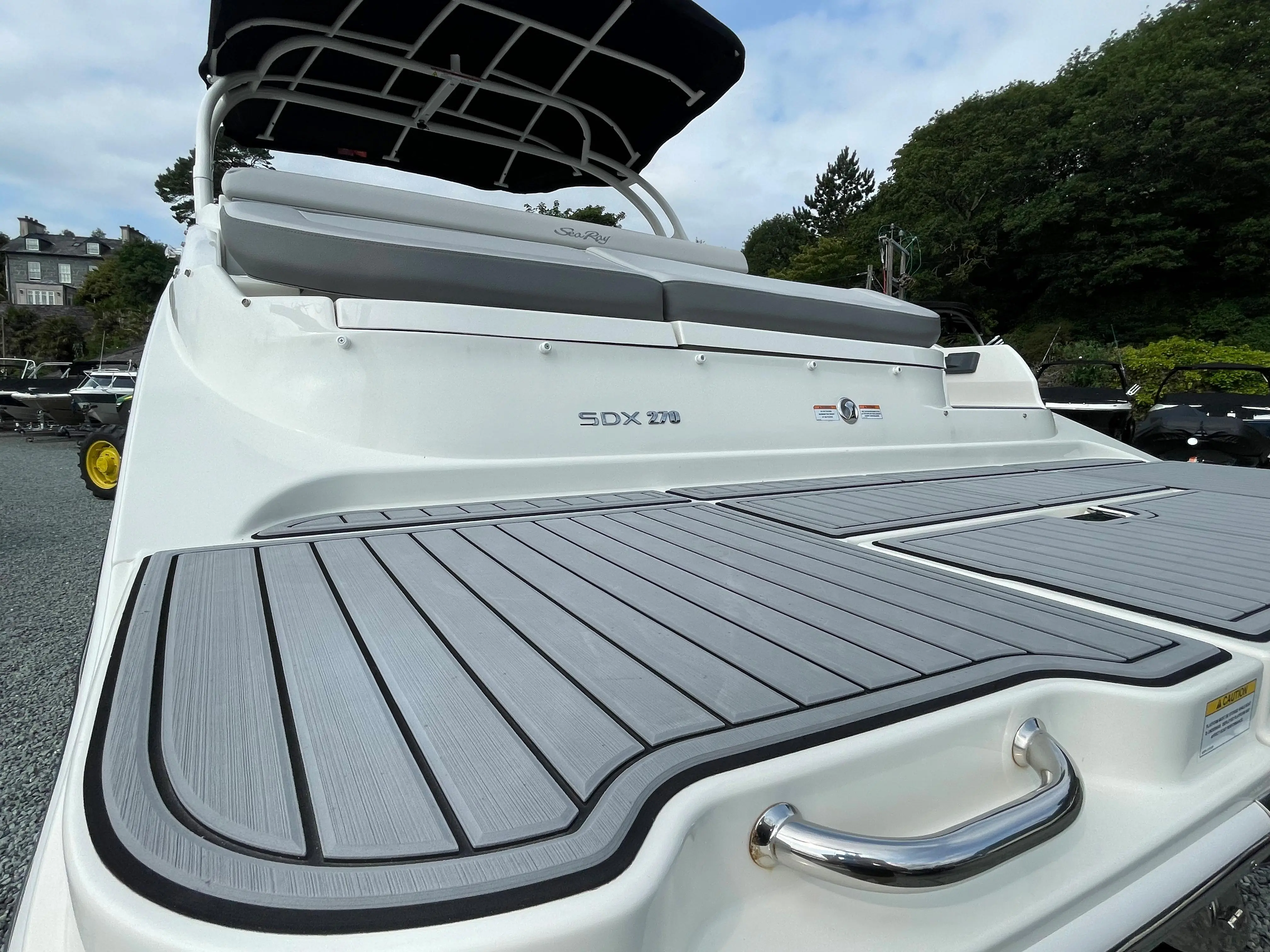 2022 Sea Ray sdx 270