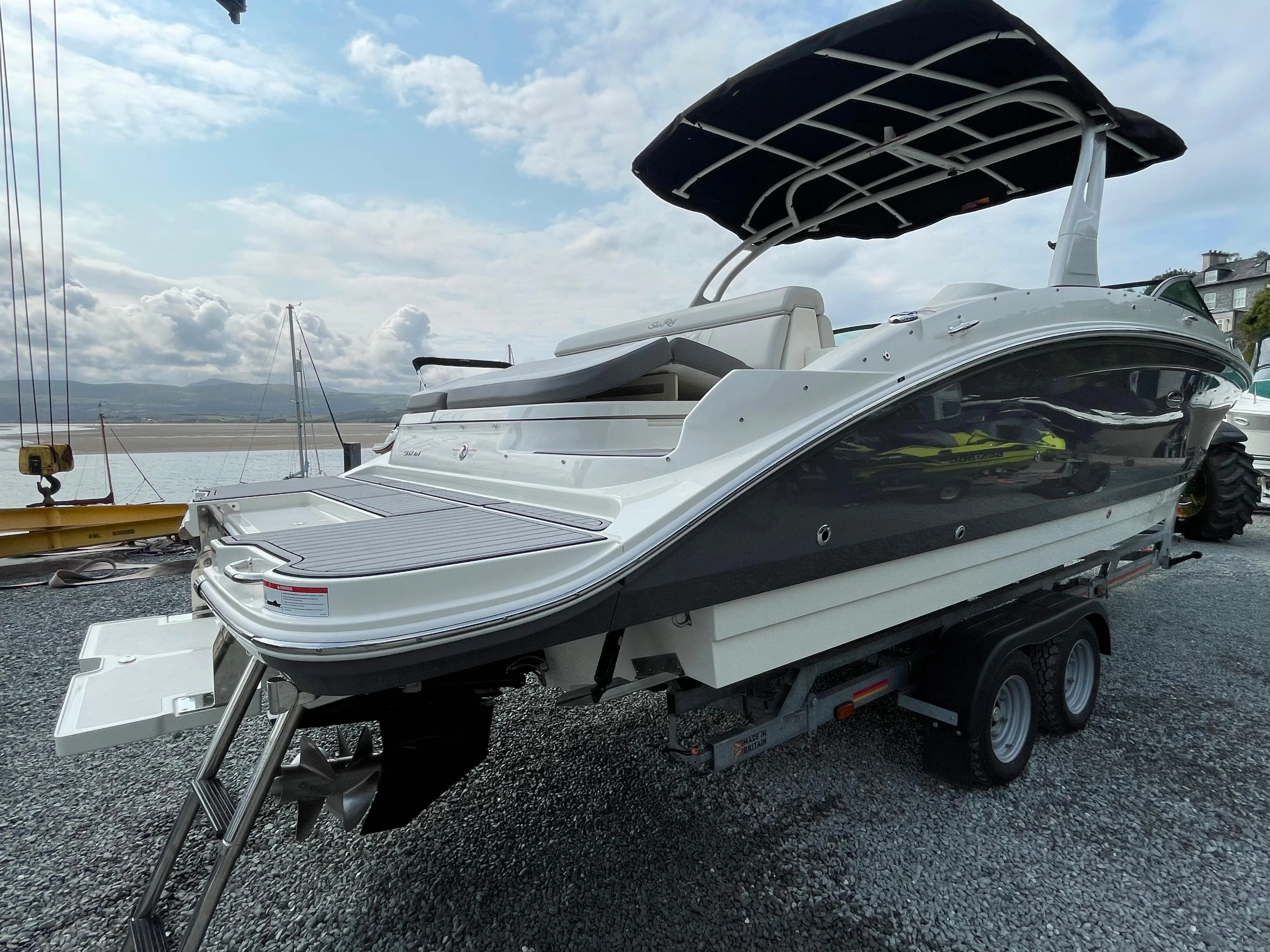 2022 Sea Ray sdx 270