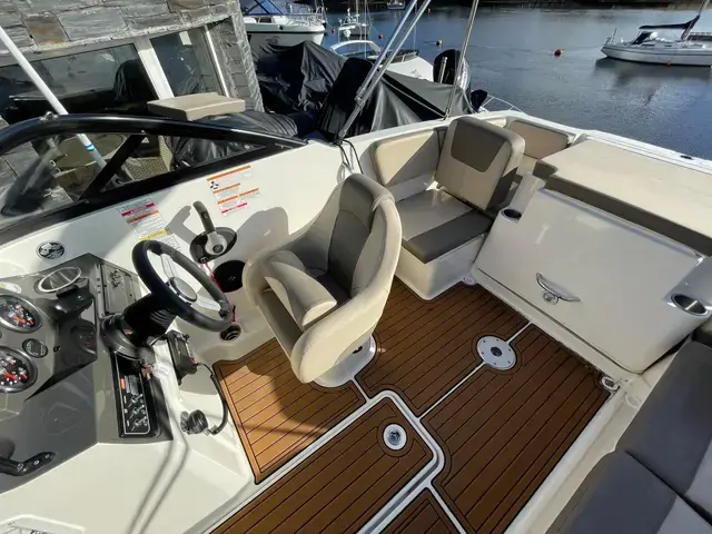 Bayliner Vr4