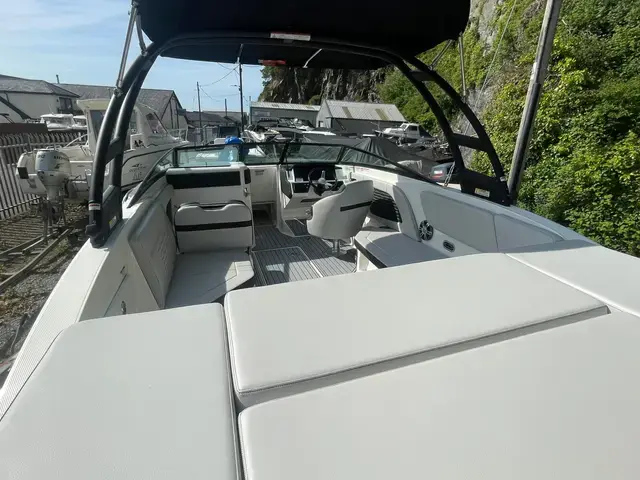 Sea Ray 230 Spx Outboard