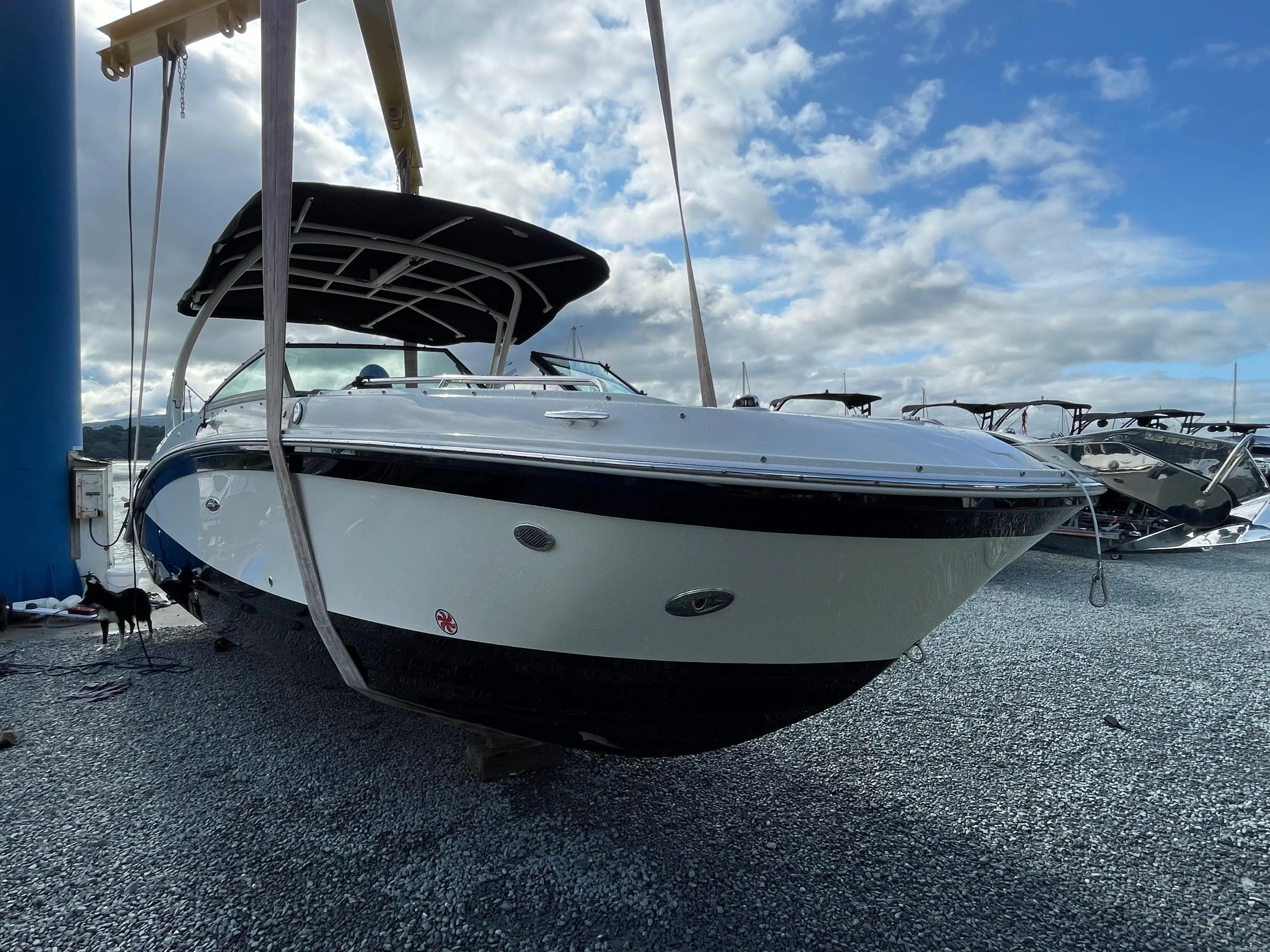 2023 Sea Ray 270 sdx