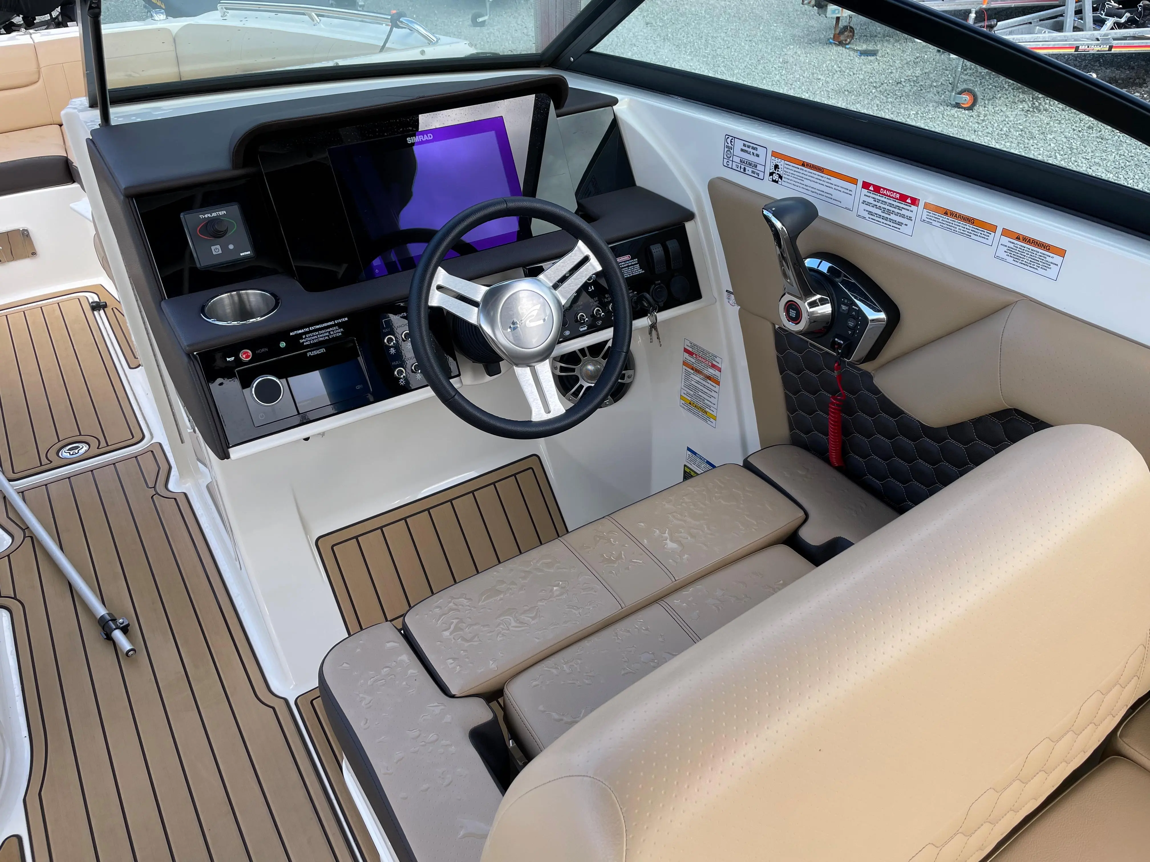 2023 Sea Ray 270 sdx