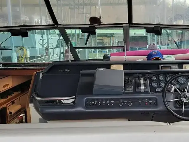 Sea Ray 330 Sundancer