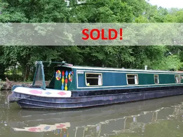 Narrowboat 50' Cruiser Stern