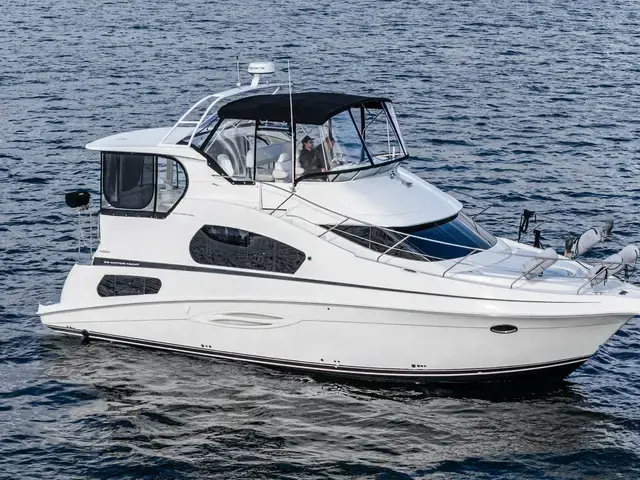 Silverton 39 Motor Yacht