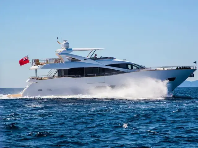 Sunseeker 28M Yacht