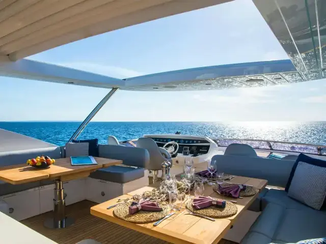 Sunseeker 28M Yacht