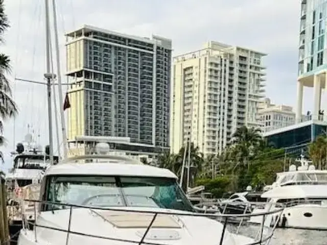 Sea Ray 450 Sundancer