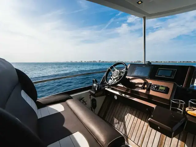 Galeon 550 Fly