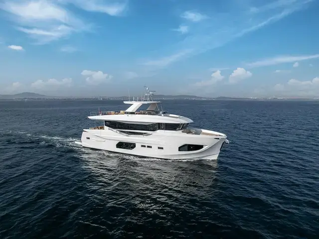 Numarine 72'