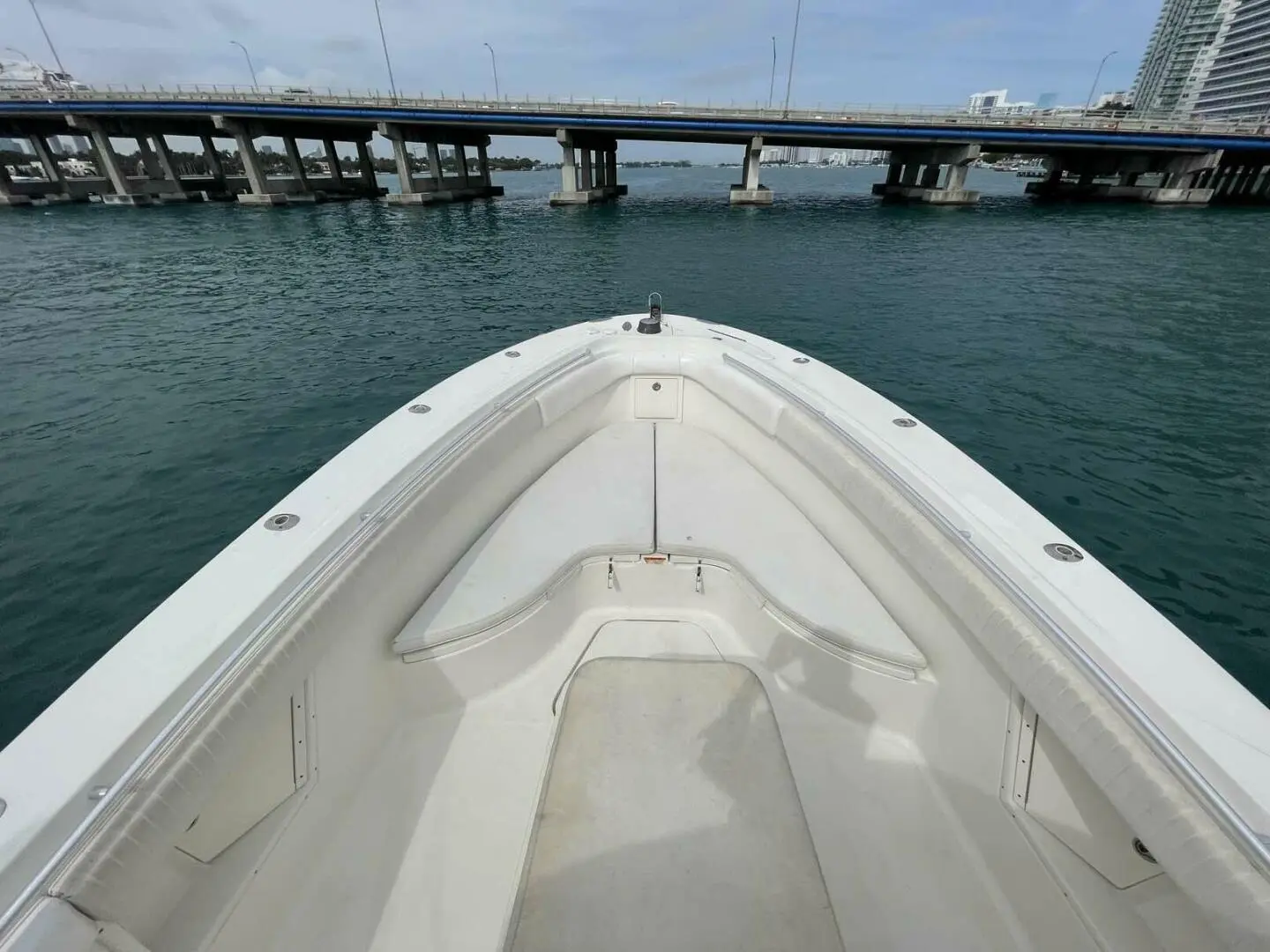 2004 Offshore 3300 cc