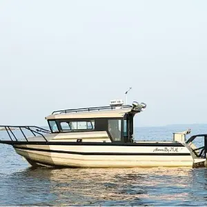 2023 Custom Aluminus Ray Pilothouse