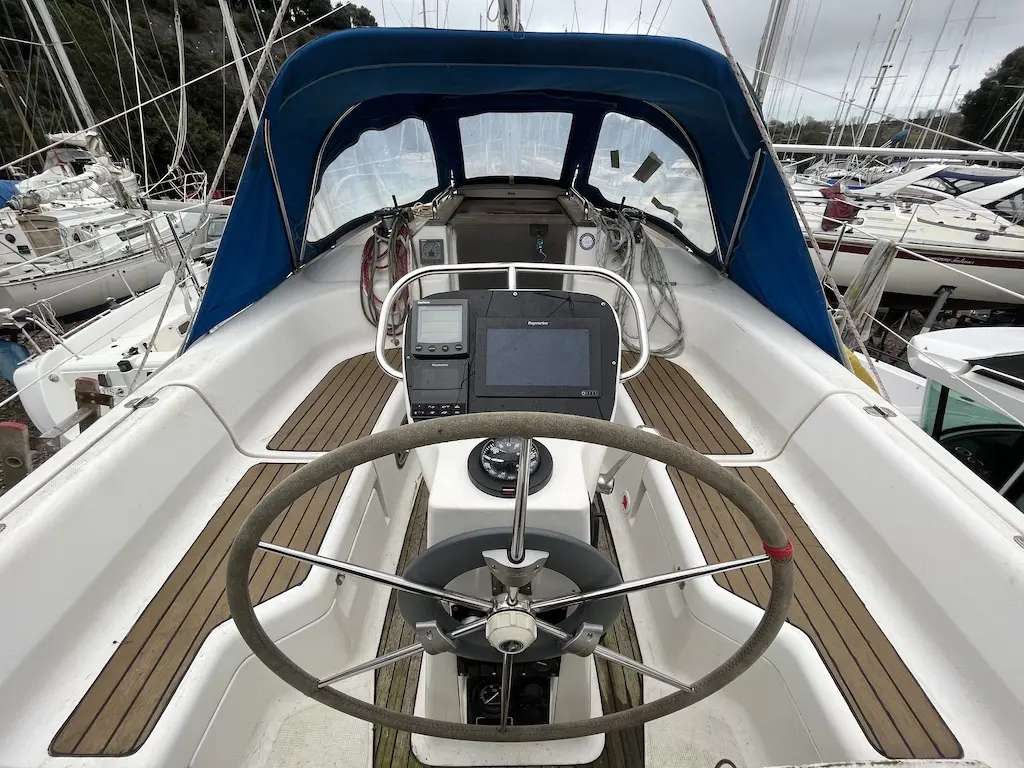 2001 Bavaria 34