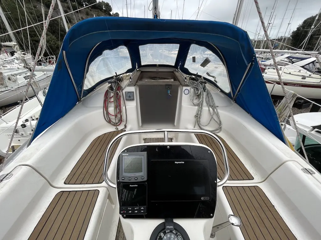 2001 Bavaria 34