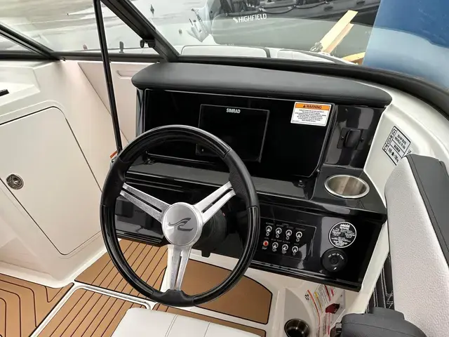 Sea Ray 210 Spx