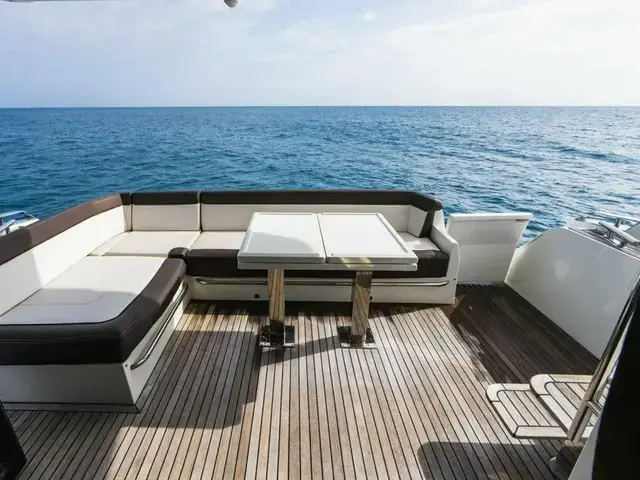 Galeon 550 Fly