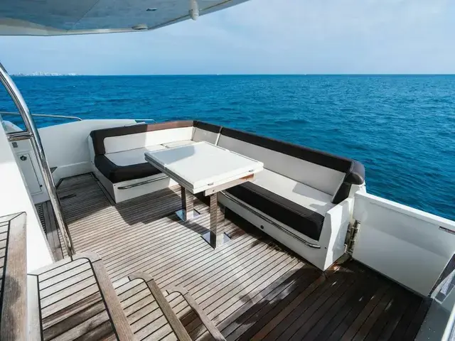 Galeon 550 Fly