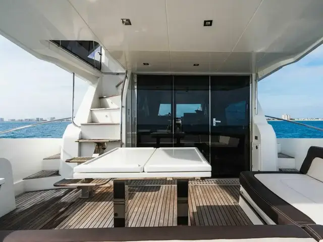 Galeon 550 Fly