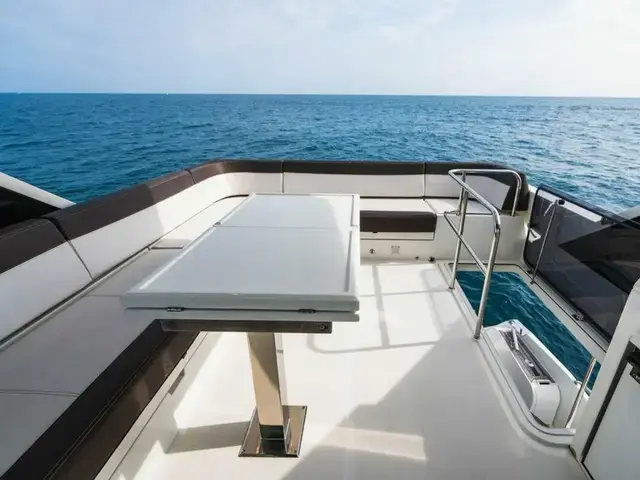 Galeon 550 Fly