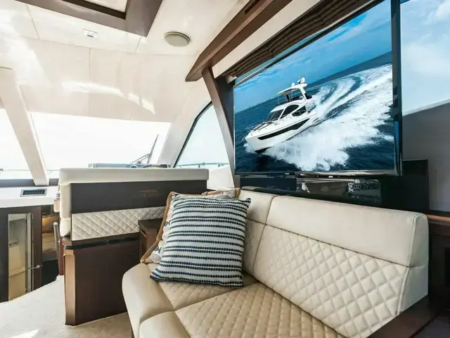 Galeon 550 Fly