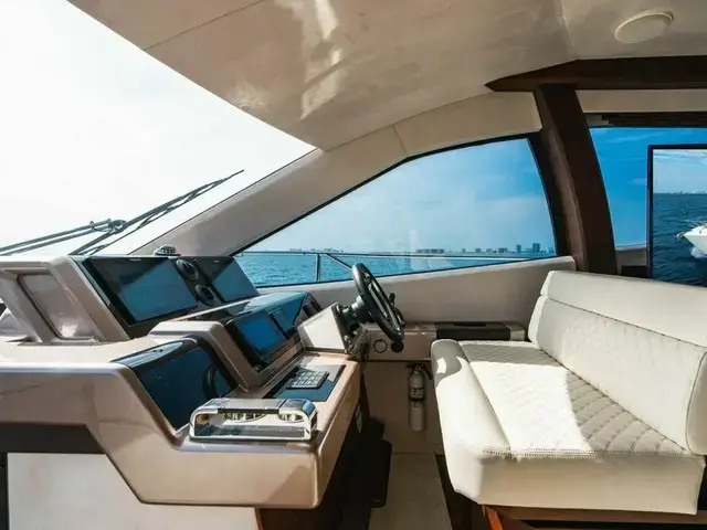 Galeon 550 Fly